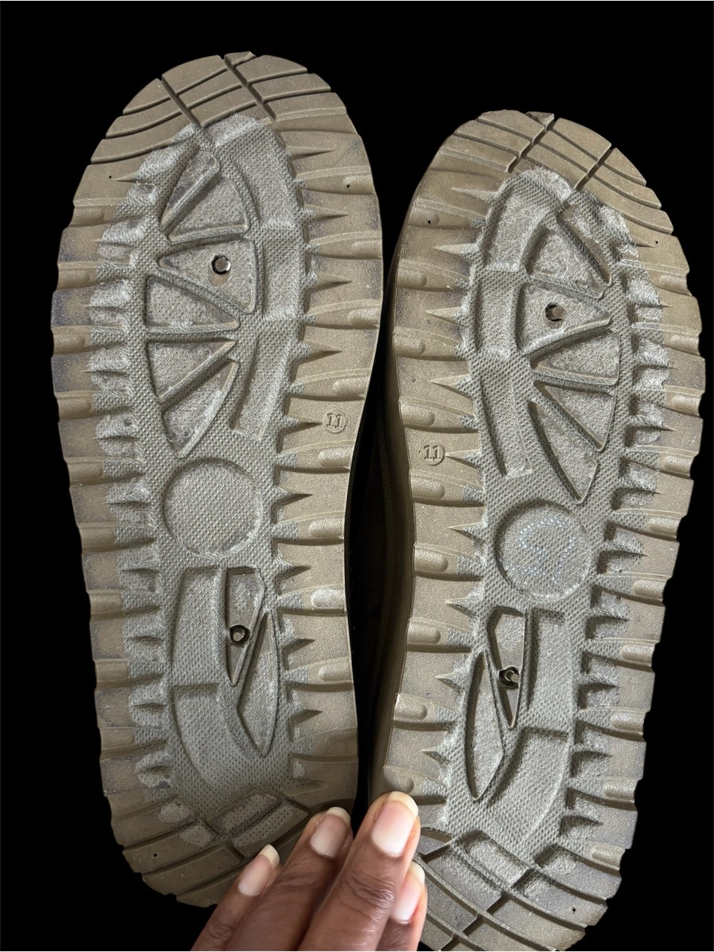 Olivia & Kate Women's Olive Suede Slip-On Slippers - Picture 4 of 4